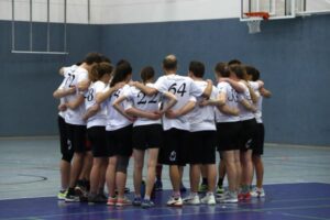 Read more about the article Ultimate Frisbee Januar Highlight: Indoor Mixed DM